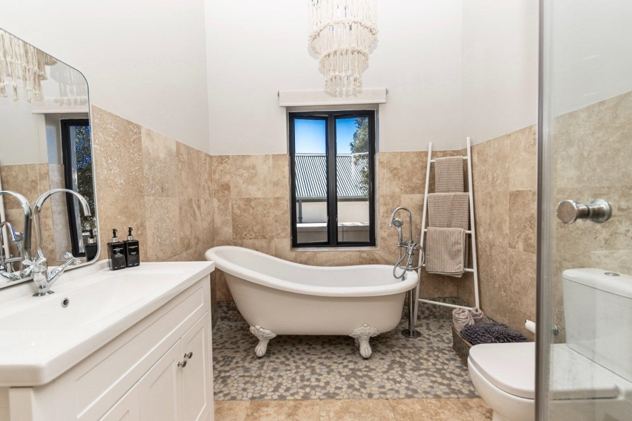 4 Bedroom Property for Sale in Atlantic Beach Golf Estate Western Cape